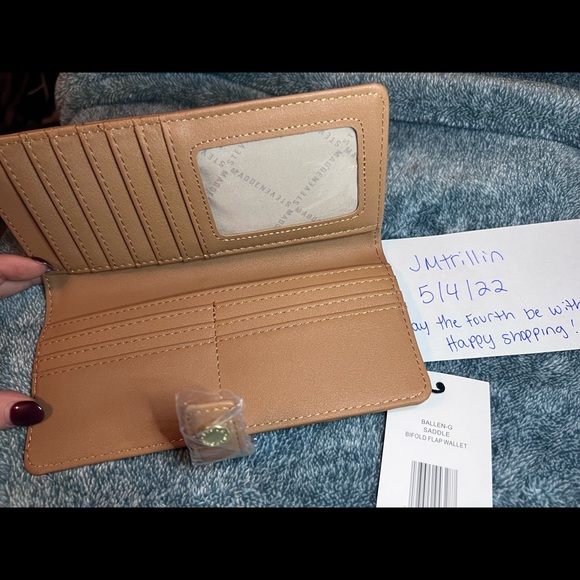 Steve Madden Ballen-G wallet color: saddle Brand New NWT - Picture 9 of 9